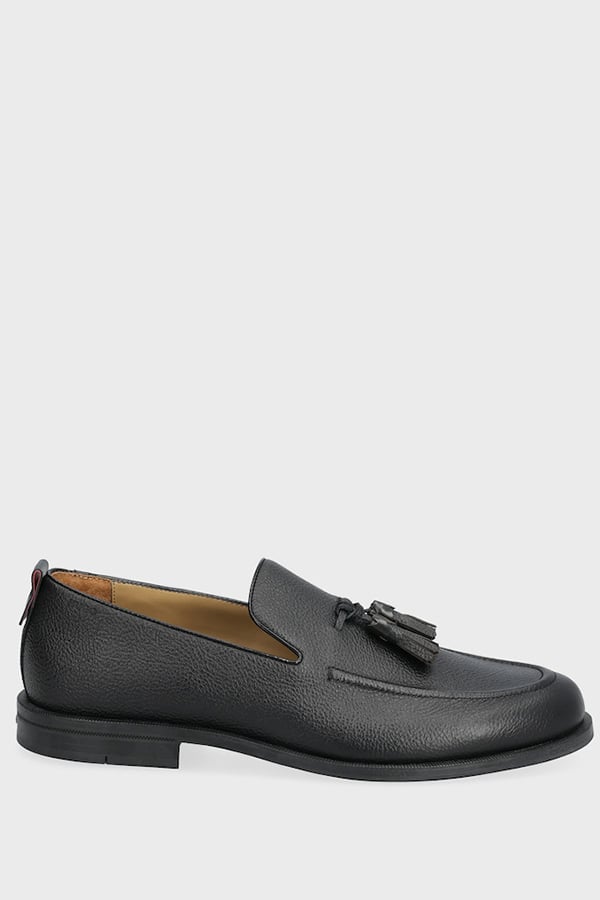 ΠΑΠΟΥΤΣΙΑ HUGO - 001 ΜΑΥΡΟ